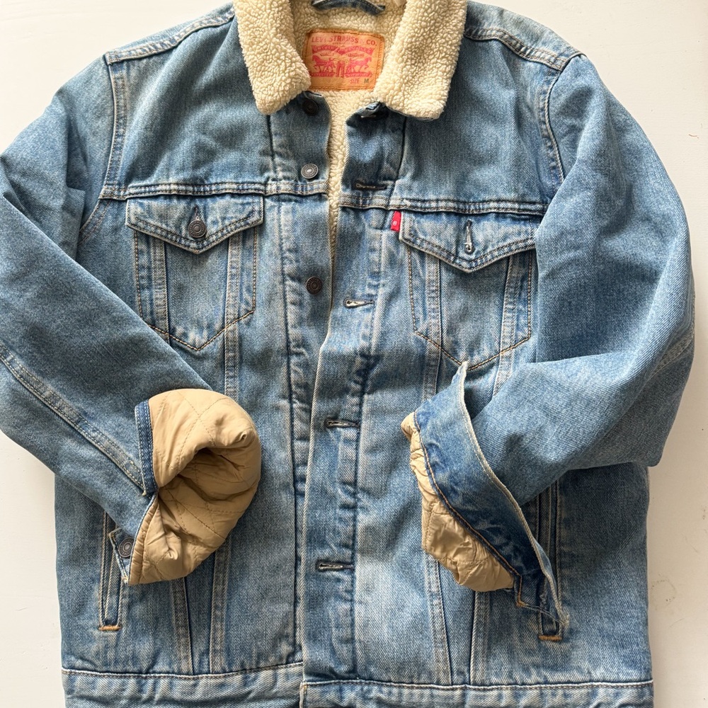 Vintage Levi's Sherpa Lined Trucker Denim Jacket W Quilted Lined Sleeves